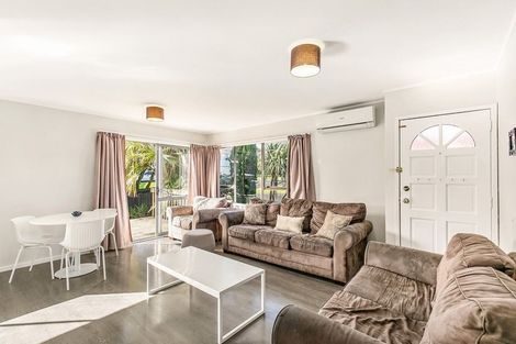 Photo of property in 1/60 Simon Ellice Drive, Bayview, Auckland, 0629