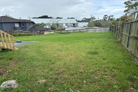 Photo of property in 34 Golf Road, New Lynn, Auckland, 0600