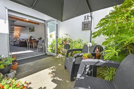 Photo of property in 2/209 Charles Street, Saint Leonards, Hastings, 4120