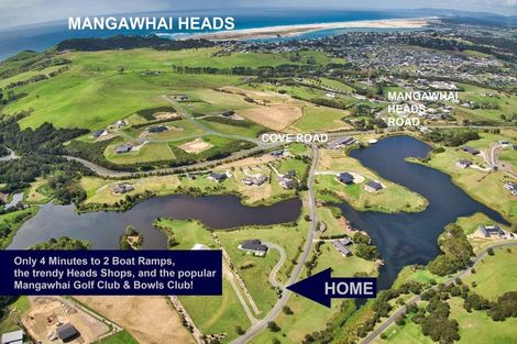 Photo of property in 32 Robert Hastie Drive, Mangawhai, 0573