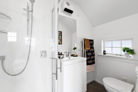 Photo of property in 94 Upland Road, Kelburn, Wellington, 6012