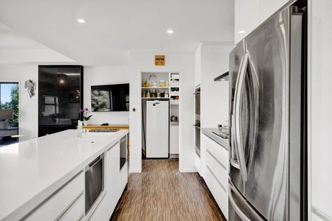 Photo of property in 6 Aytoun Street, Opunake, 4616