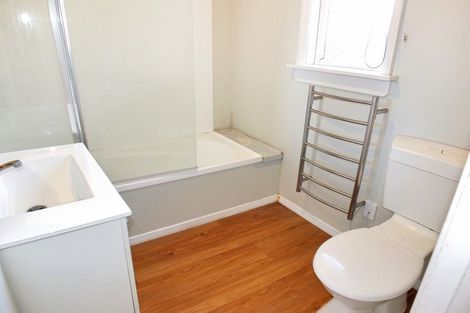 Photo of property in 23 Pratt Avenue, Foxton Beach, Foxton, 4815