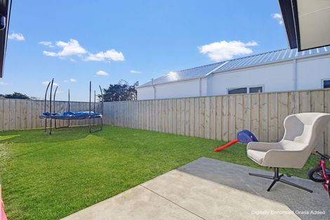 Photo of property in 51 Mehrtens Crescent, Woodend, 7691