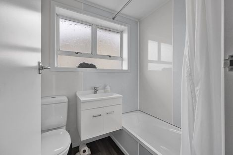 Photo of property in 304 South Road, Hawera, 4610