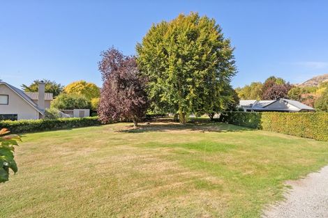 Photo of property in 18 Heuchan Lane, Wanaka, 9305