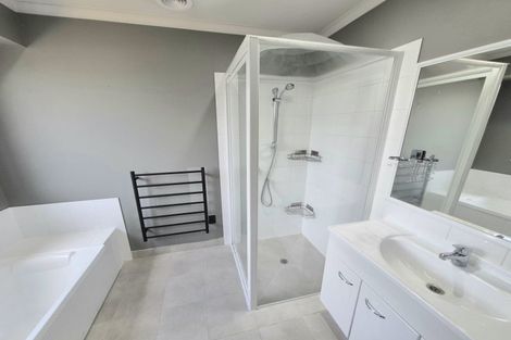 Photo of property in 12 Camberley Way, Huntington, Hamilton, 3210