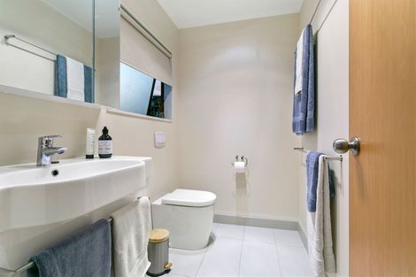 Photo of property in 3/6 Honeysuckle Lane, Mairangi Bay, Auckland, 0630