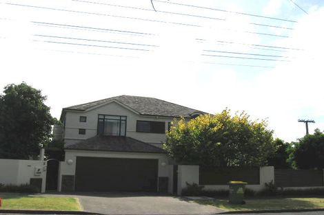 Photo of property in 8 Saltburn Road, Milford, Auckland, 0620