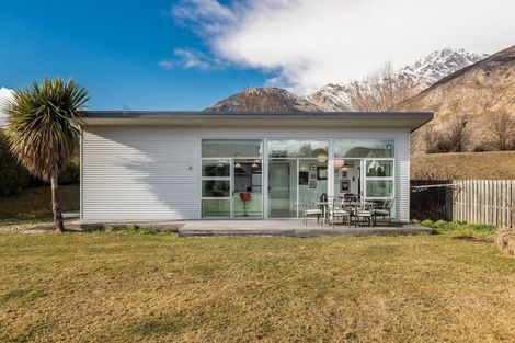 Photo of property in 10 Widgeon Place, Lake Hayes, Queenstown, 9304