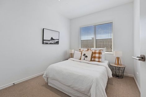 Photo of property in 5 Astelia Lane, Papamoa Beach, Papamoa, 3118