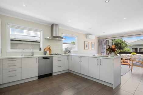 Photo of property in 52 Moana Avenue, Onehunga, Auckland, 1061