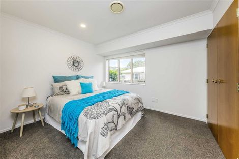 Photo of property in 55 The Glade South, Pukekohe, 2120