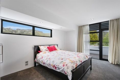 Photo of property in 145 Main Road, Redcliffs, Christchurch, 8081