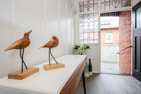 Photo of property in 33 Beach Street, Saint Clair, Dunedin, 9012