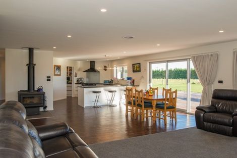 Photo of property in 378 Ashburton Staveley Road, Greenstreet, Ashburton, 7771