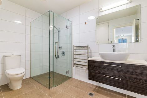 Photo of property in 38 Rewa Rewa Lane, Orewa, 0931