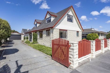 Photo of property in 206 Grimseys Road, Redwood, Christchurch, 8051