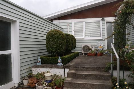 Photo of property in 65 Gorge Road, Maungaturoto, 0520