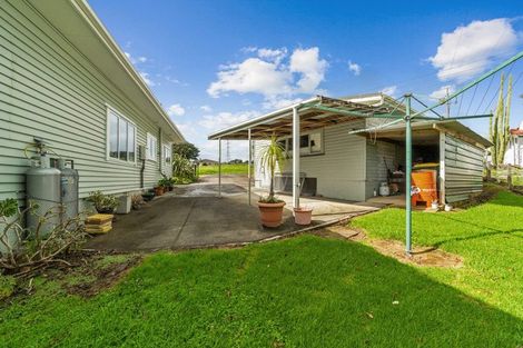 Photo of property in 444 Hillview Road, Bombay, 2675