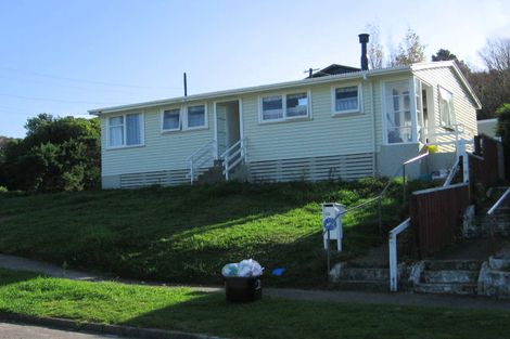 Photo of property in 20 Mawhare Street, Titahi Bay, Porirua, 5022
