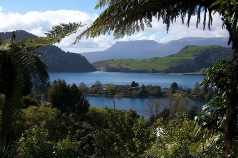 Photo of property in 3 Ridge Road, Lake Okareka, Rotorua, 3076