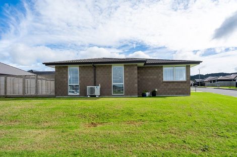Photo of property in 1 Ohau Crescent, Tikipunga, Whangarei, 0112