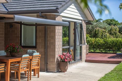 Photo of property in 73 Kotuku Drive, Paraparaumu Beach, Paraparaumu, 5032