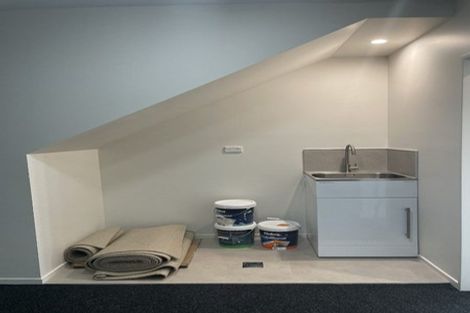 Photo of property in 17 Whimbrel Road, Flat Bush, Auckland, 2019