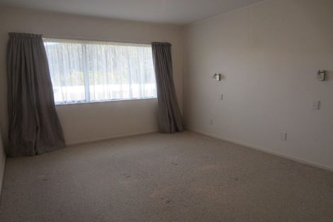 Photo of property in 56a Oxford Street, Tawa, Wellington, 5028