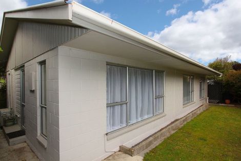 Photo of property in 63 Main Road, Redcliffs, Christchurch, 8081