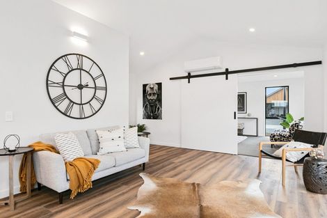 Photo of property in 20 Hanlow Place, Pyes Pa, Tauranga, 3112