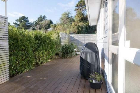 Photo of property in 3a Morgan Place, Tawa, Wellington, 5028