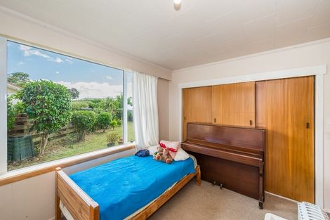 Photo of property in 1 Matipo Street, Waikanae, 5036