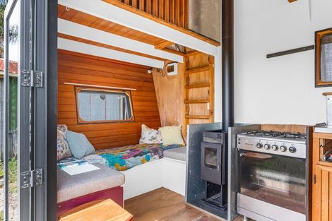 Photo of property in 15 Kipling Road, Te Karaka, 4022