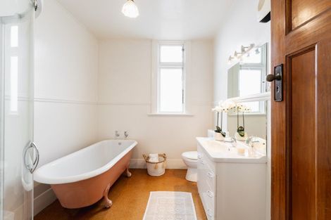 Photo of property in 21 Grandview Crescent, Opoho, Dunedin, 9010