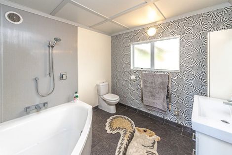 Photo of property in 10 D'arcy Road, Bastia Hill, Whanganui, 4500