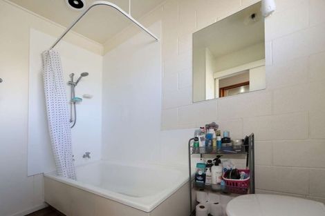 Photo of property in 3/1012 Plunket Street, Saint Leonards, Hastings, 4120