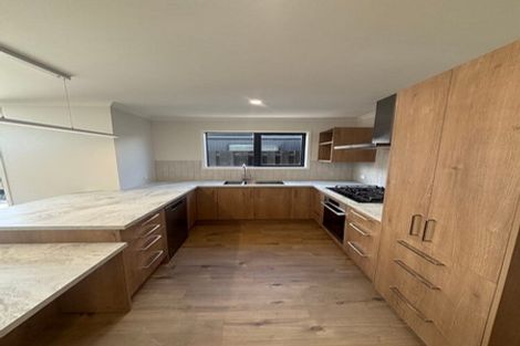 Photo of property in 38 Puketutu Drive, Te Kauwhata, 3710