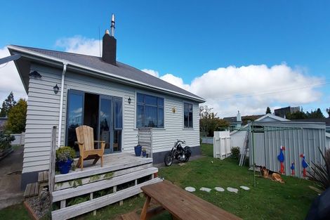 Photo of property in 19 Kent Terrace, Midhirst, Stratford, 4394