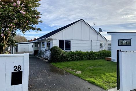 Photo of property in 28 Apollo Parade, Milson, Palmerston North, 4414