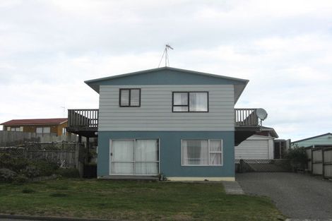 Photo of property in 7 Matakane Street, Waitarere Beach, Levin, 5510