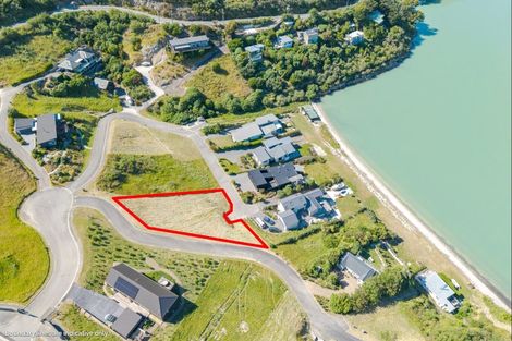 Photo of property in 17 Te Wharau Lane, Charteris Bay, Governors Bay, 8971
