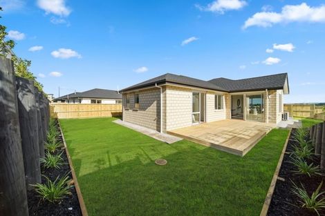 Photo of property in 5 Papaview Road, Papakura, 2110