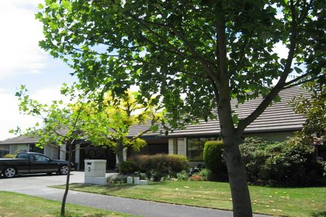 Photo of property in 3 Harlech Mews Avonhead Christchurch City