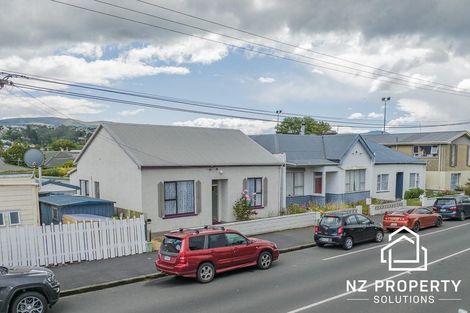 Photo of property in 230 Macandrew Road, Forbury, Dunedin, 9012