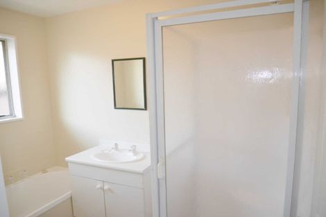 Photo of property in 3/44a Division Street, Riccarton, Christchurch, 8041