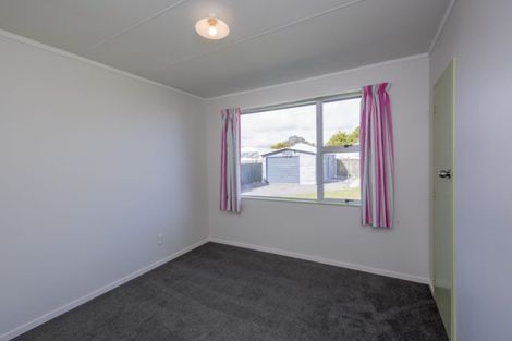 Photo of property in 20 Temuera Street, Otaki, 5512