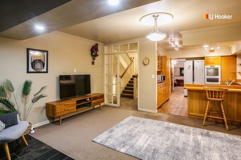 Photo of property in 225 Larnach Road, Waverley, Dunedin, 9013