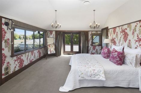 Photo of property in 283 Papanui Road, Merivale, Christchurch, 8052